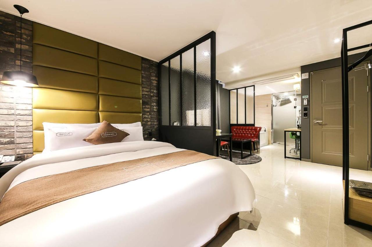 Docking Hotel Gimpo Extérieur photo